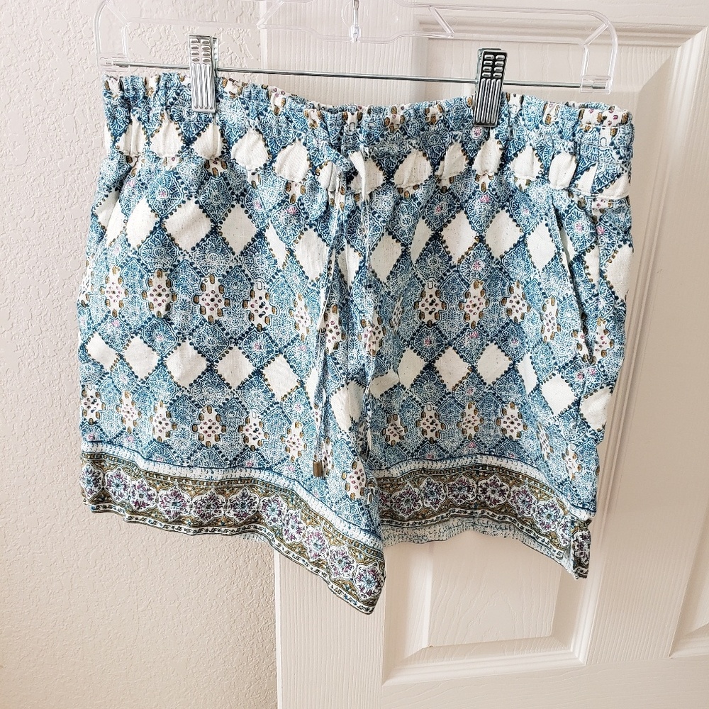 Anthropologie short